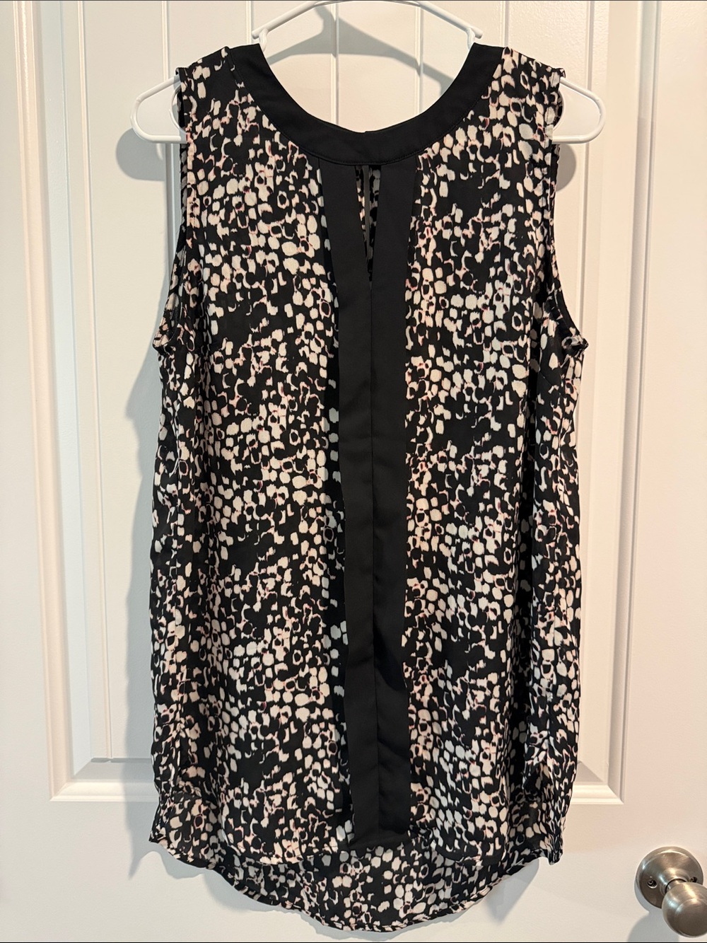 Vince Camuto Black and Cream Printed Sleeveless Top